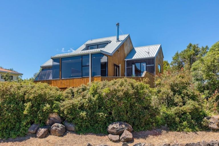 Photo of property in 37 James Drive, Diamond Harbour, Lyttelton, 8971