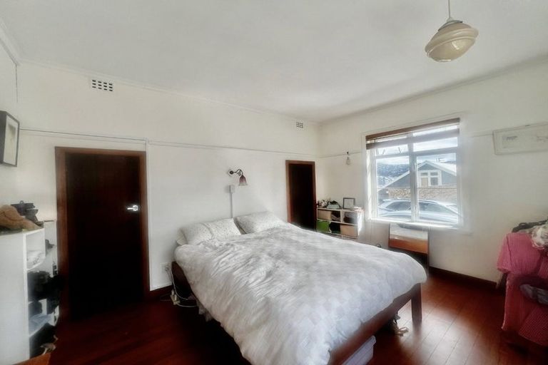 Photo of property in Nissen Court, 11g Hawker Street, Mount Victoria, Wellington, 6011