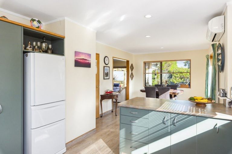 Photo of property in 22 Beach Haven Place, Paraparaumu Beach, Paraparaumu, 5032