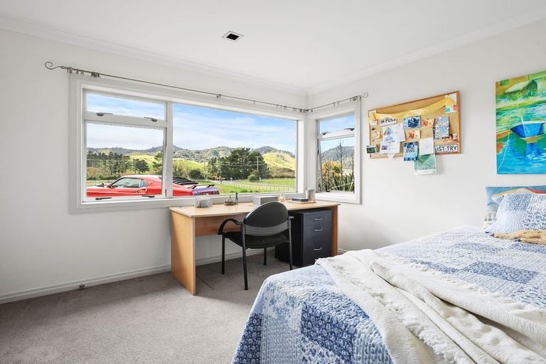 Photo of property in 10 Parker Road, Huntly, 3771