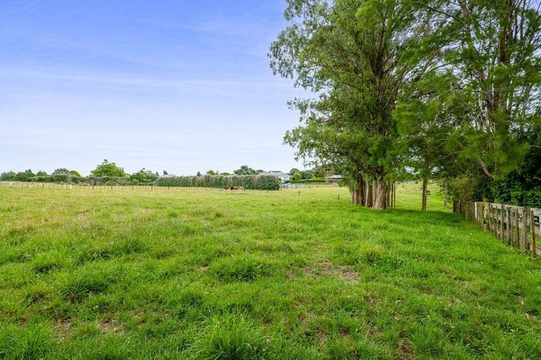 Photo of property in 25 Takiroa Street, Urenui, 4375