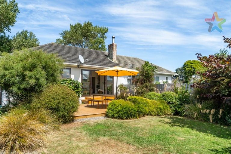 Photo of property in 225 Riverside Drive, Waterloo, Lower Hutt, 5011