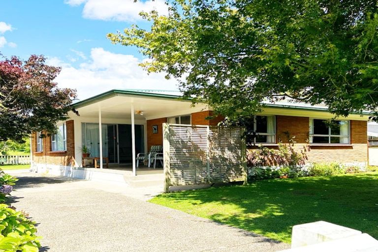 Photo of property in 11 Fiona Place, Dinsdale, Hamilton, 3204