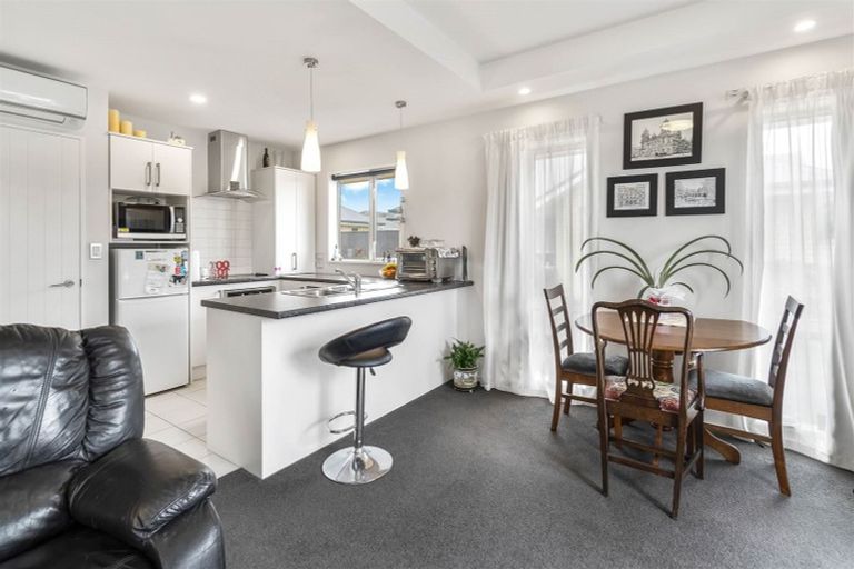 Photo of property in 4/3 Oakridge Street, Halswell, Christchurch, 8025