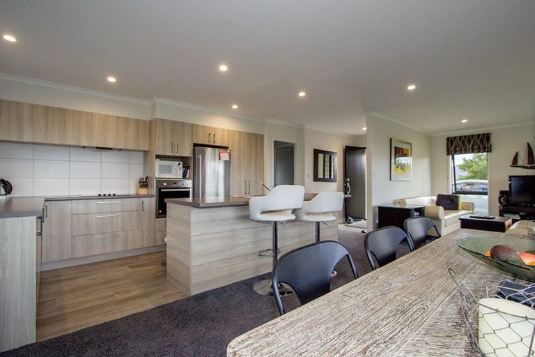 Photo of property in 24 Caldera Close, Pyes Pa, Tauranga, 3112