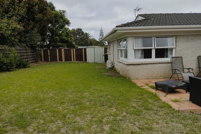 Photo of property in 5 Ashcroft Avenue, Mangere Bridge, Auckland, 2022