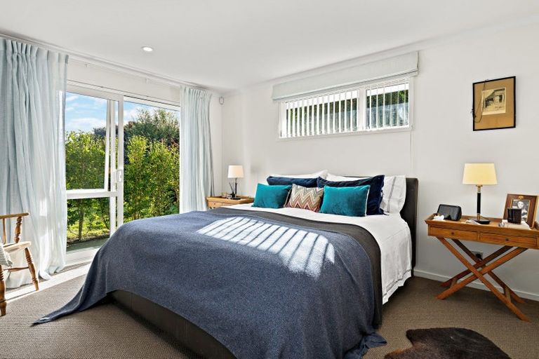 Photo of property in 24 Laly Haddon Place, Matakana, 0985