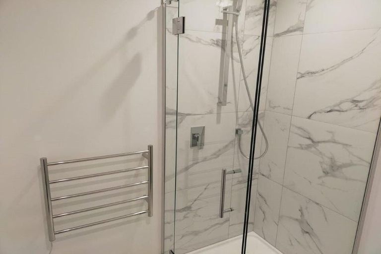 Photo of property in 1/29 Waiwhetu Road, Waiwhetu, Lower Hutt, 5010