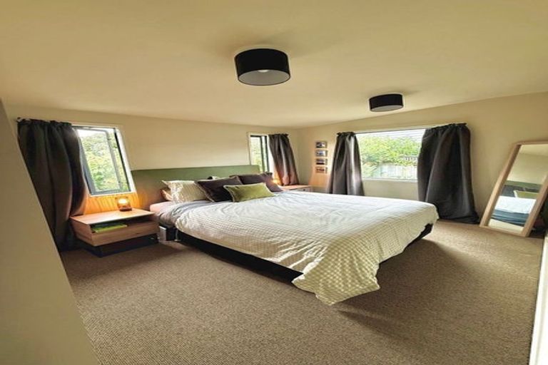 Photo of property in 1a Arataki Road, Havelock North, 4130