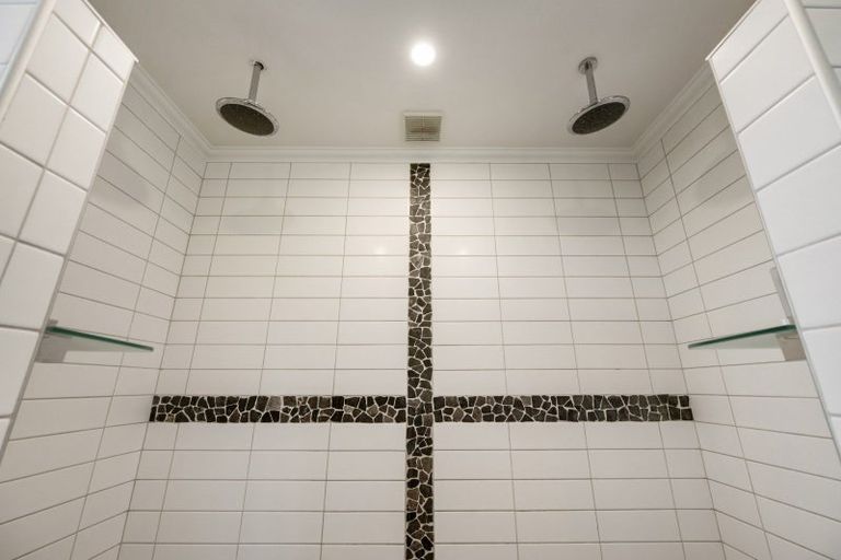 Photo of property in 11 Mcfarlane Terrace, Wanaka, 9305