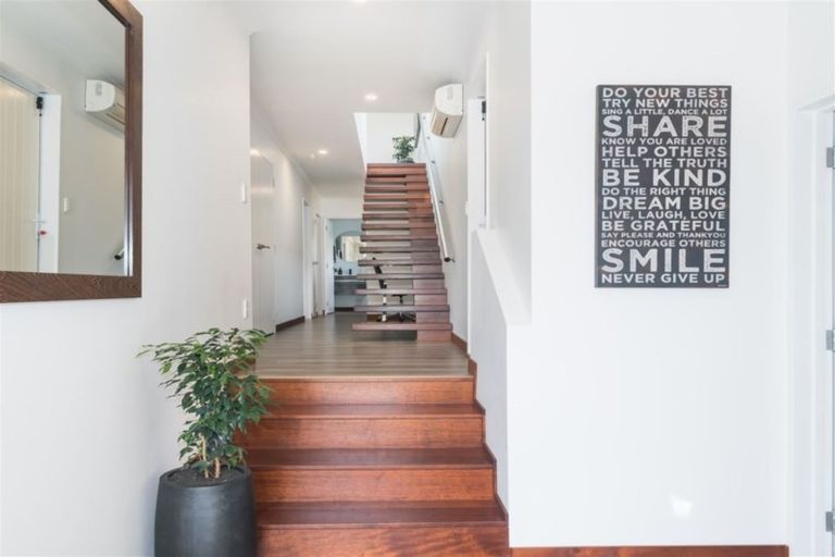 Photo of property in 413 Aokautere Drive, Aokautere, Palmerston North, 4471