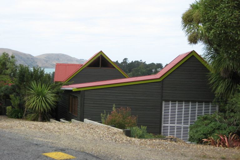 Photo of property in 5 Te Ara Crescent, Diamond Harbour, Lyttelton, 8971