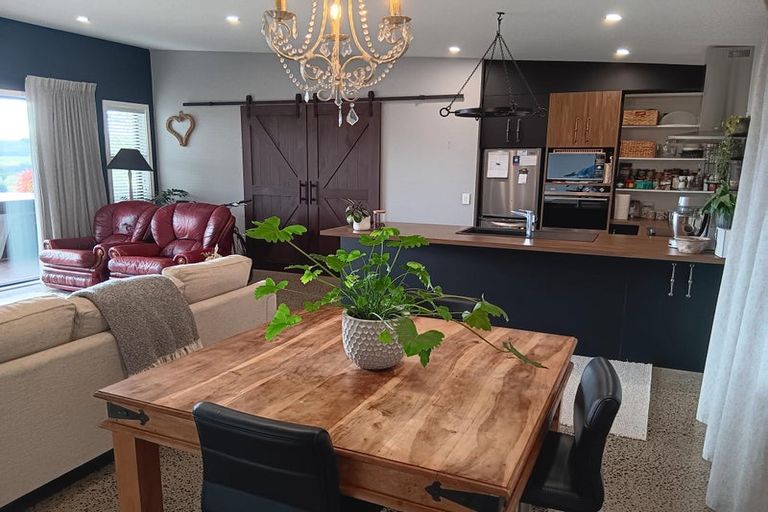 Photo of property in 43 Kittyhawk Drive, Kinloch, Taupo, 3377