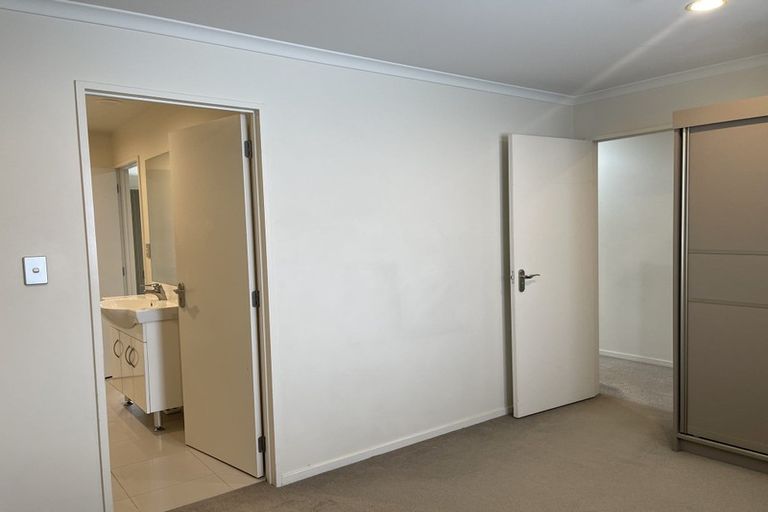 Photo of property in 417/26 Remuera Road, Newmarket, Auckland, 1050