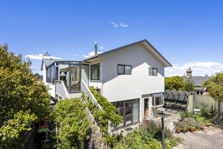 Photo of property in 6 Bruce Street, Roslyn, Dunedin, 9011