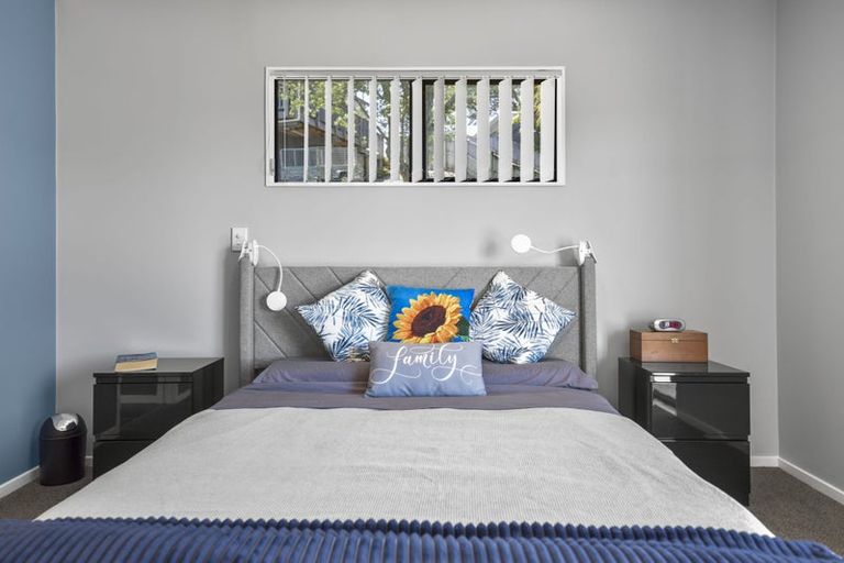 Photo of property in 96 Brian Crescent, Stanmore Bay, Whangaparaoa, 0932