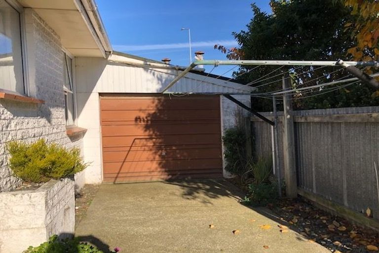 Photo of property in 2/4 Clifton Street, Windsor, Invercargill, 9810
