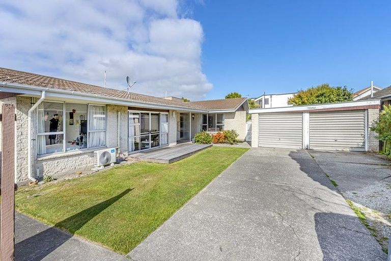Photo of property in 1/191 Waimairi Road, Ilam, Christchurch, 8041
