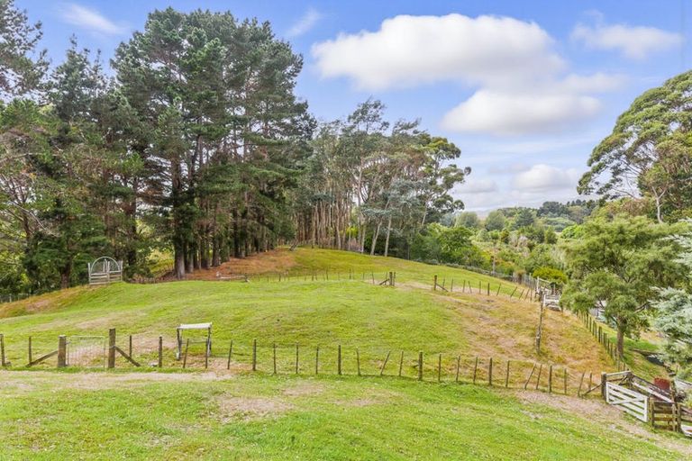 Photo of property in 168 Te Hapua Road, Te Horo, Otaki, 5581