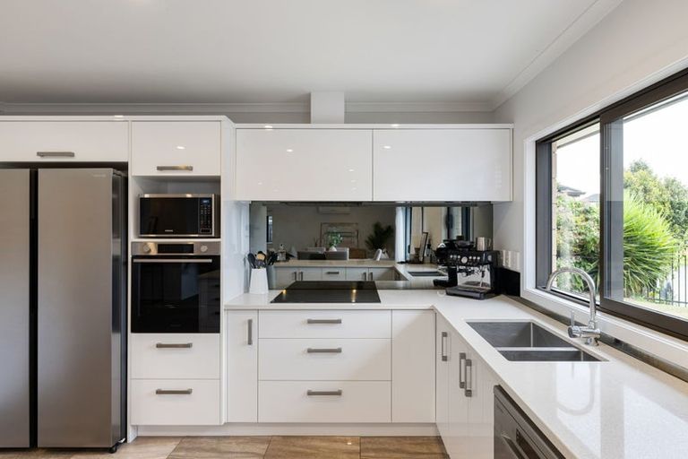 Photo of property in 8 The Link, Flagstaff, Hamilton, 3210