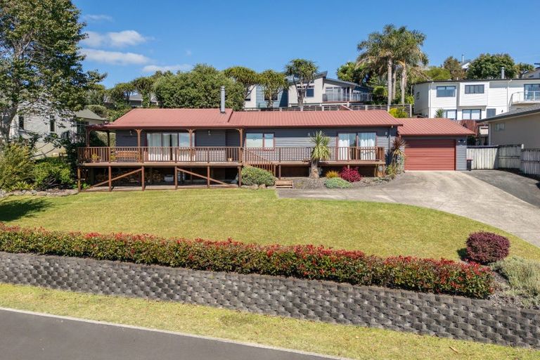 Photo of property in 38 Waipuna Grove, Welcome Bay, Tauranga, 3112