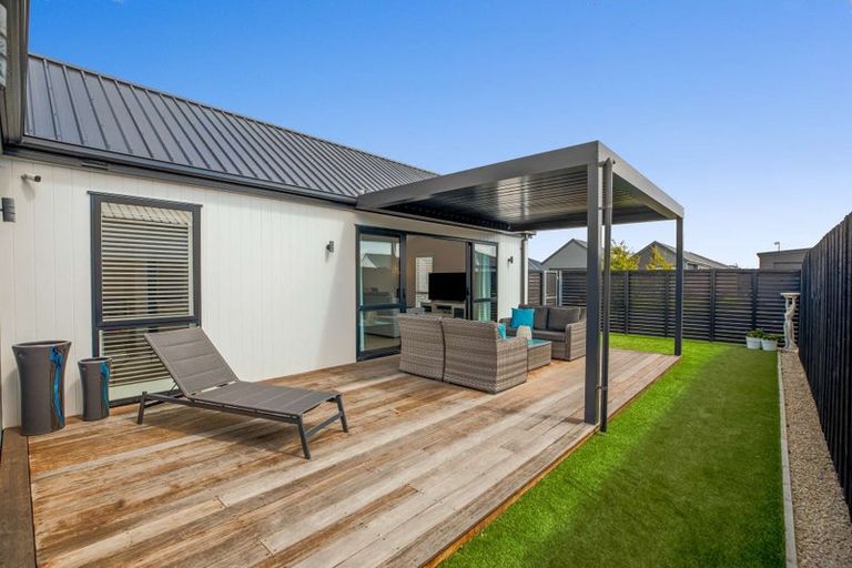 Photo of property in 4 Borthwick Street, Belfast, Christchurch, 8051