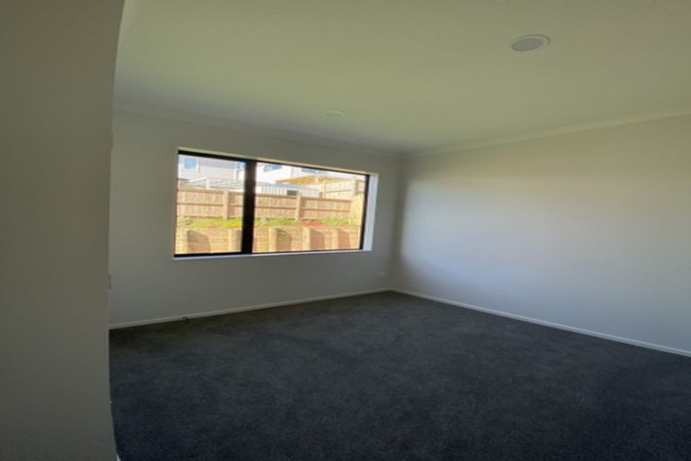 Photo of property in 42 Hangahai Road, Flat Bush, Auckland, 2019