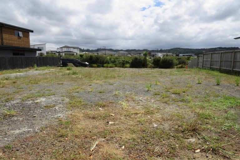 Photo of property in 47 Ara Kakara Avenue, Huapai, Kumeu, 0810