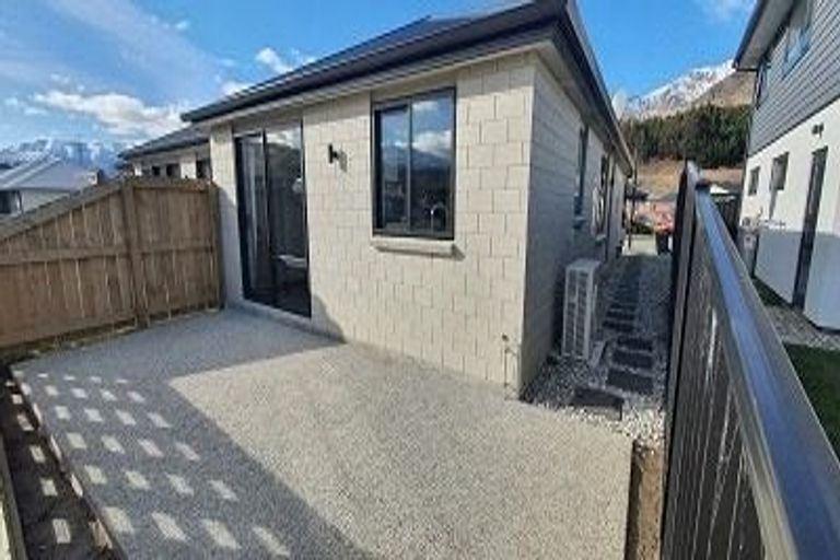 Photo of property in 2 Silver Street, Lower Shotover, Queenstown, 9304