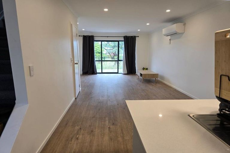 Photo of property in 15b Sealord Place, Manurewa, Auckland, 2102