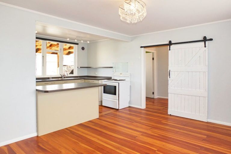 Photo of property in 26 Pratt Avenue, Foxton Beach, Foxton, 4815