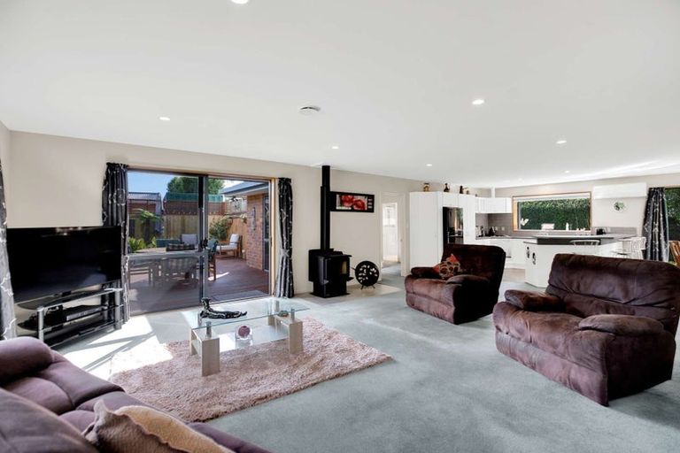 Photo of property in 36 Taranaki Drive, Woodend, 7610