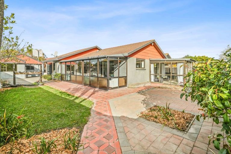 Photo of property in 14 Fernbrook Place, Mairehau, Christchurch, 8013