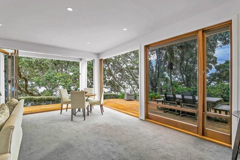 Photo of property in 16 Joan Street, Point Chevalier, Auckland, 1022