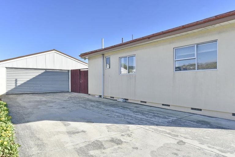 Photo of property in 115 Wilsons Road South, Saint Martins, Christchurch, 8022