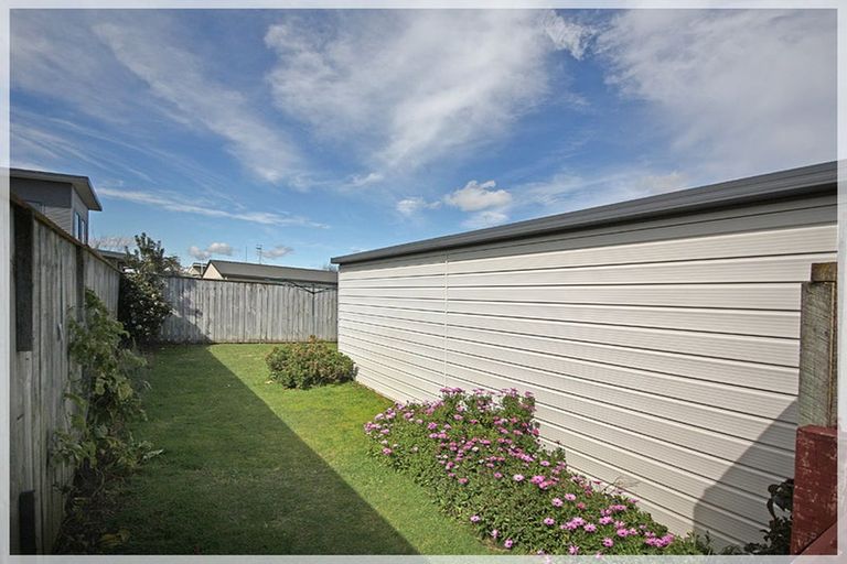 Photo of property in 27 Seabury Avenue, Foxton Beach, Foxton, 4815