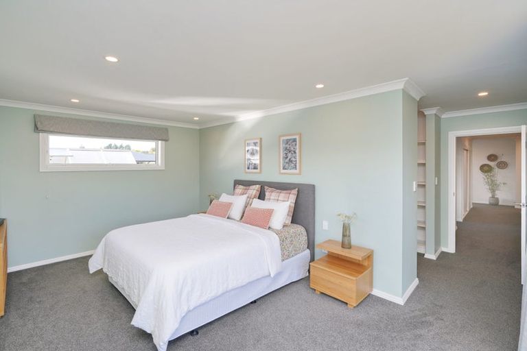 Photo of property in 68 Parsonage Road, Woodend, 7610