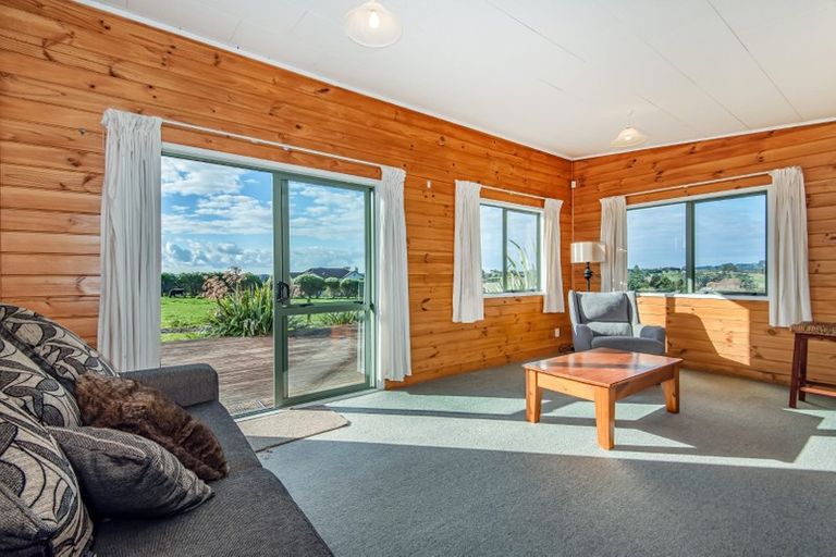 Photo of property in 273 Forestry Road, Waitoki, Kaukapakapa, 0871