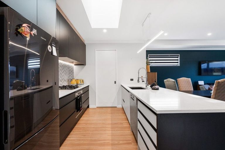 Photo of property in 42 Manakura Street, Russley, Christchurch, 8042