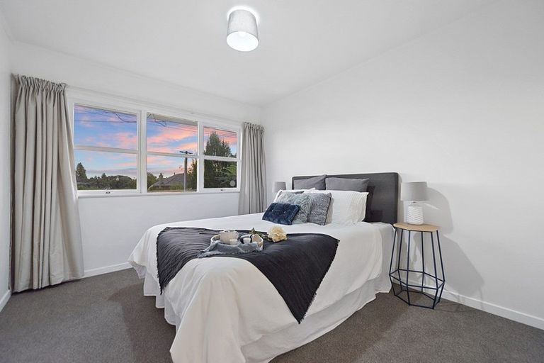 Photo of property in 6 Heath Street, St Andrews, Hamilton, 3200