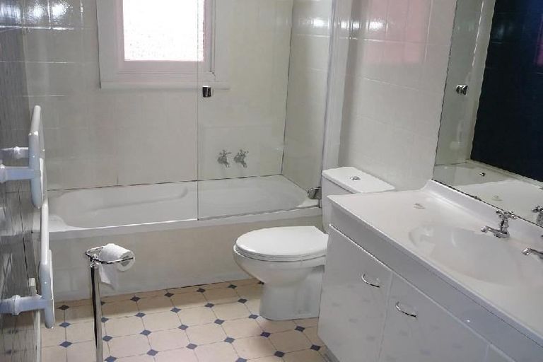 Photo of property in 21 Mozeley Avenue, Devonport, Auckland, 0624