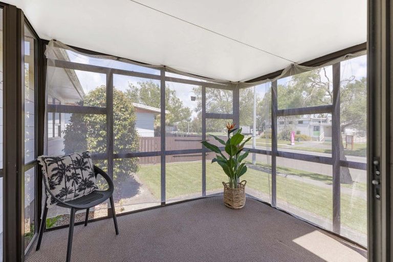 Photo of property in 71 Kaimanawa Street, Kelvin Grove, Palmerston North, 4414