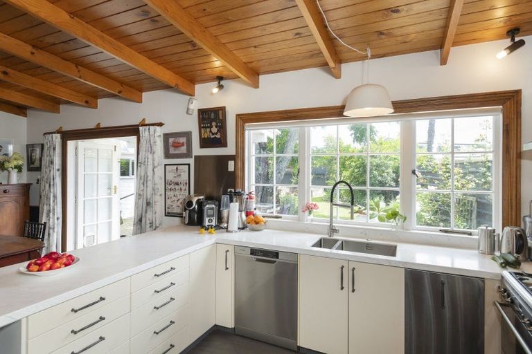 Photo of property in 118 Fox Street, Whataupoko, Gisborne, 4010