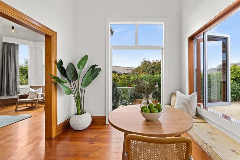 Photo of property in 49 Te Aute Road, Havelock North, 4130