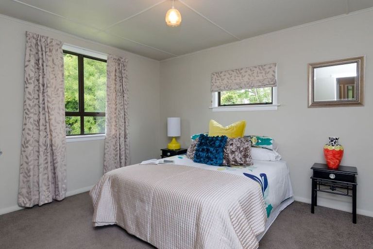 Photo of property in 36 Mcmaster Street, Greytown, 5712