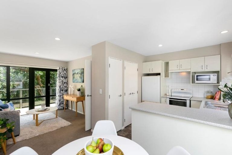Photo of property in 7/240 The Terrace, Wellington Central, Wellington, 6011