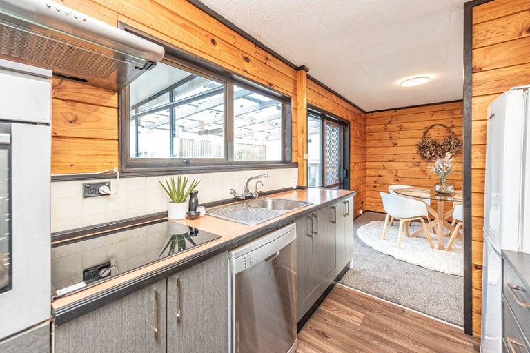 Photo of property in 29 Laird Street, Castlecliff, Whanganui, 4501