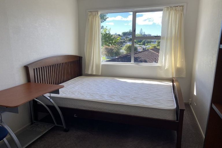 Photo of property in 21 Castleford Street, Green Bay, Auckland, 0604