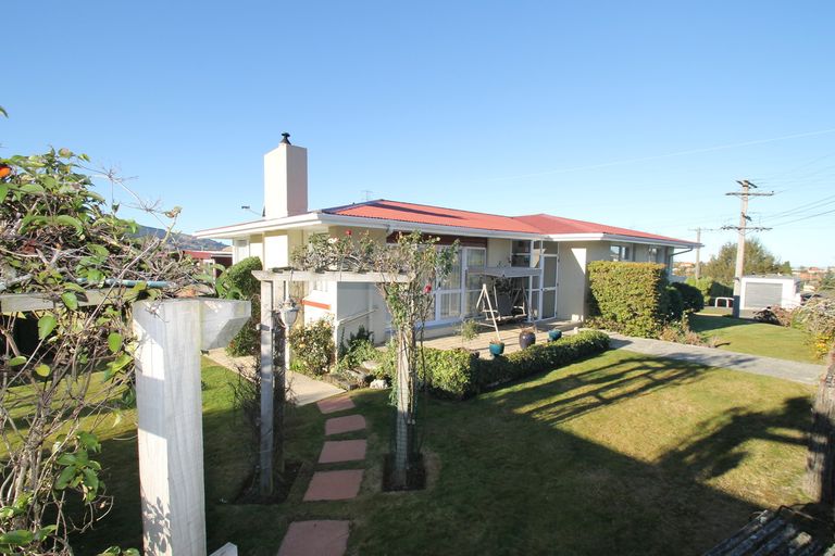 Photo of property in 107 Centennial Avenue, Helensburgh, Dunedin, 9010