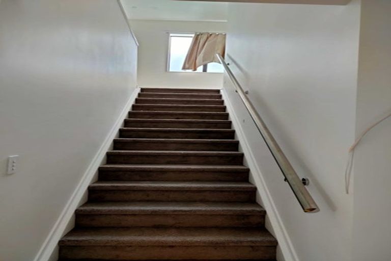 Photo of property in 47c Withers Road, Glen Eden, Auckland, 0602